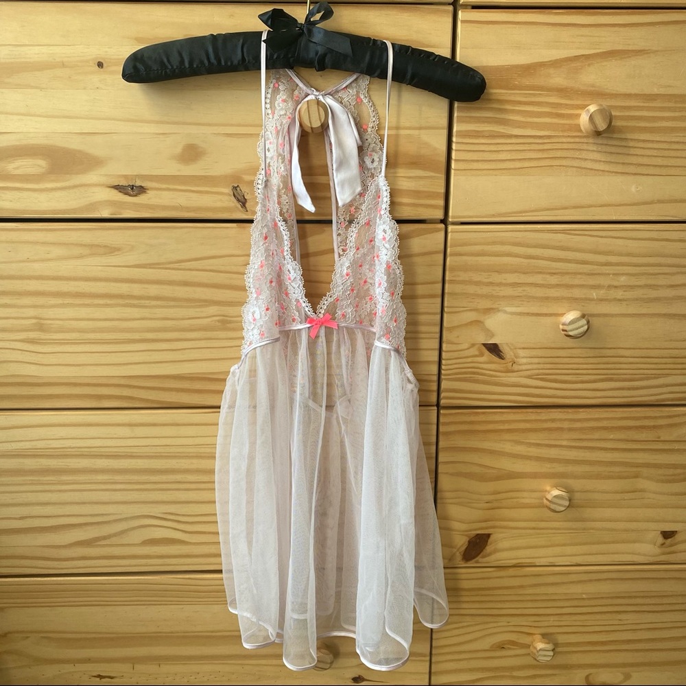 Victoria’s Secret + Soft Pink + Lace Lingerie + M